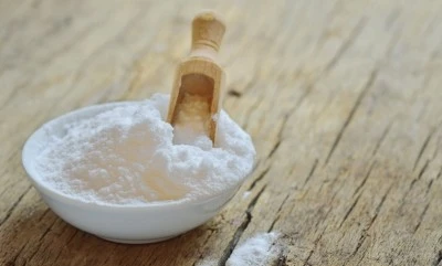 Métodos para quitar manchas de aceite de motor