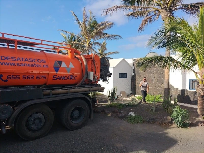 Desatascos SANEATEC en Lanzarote