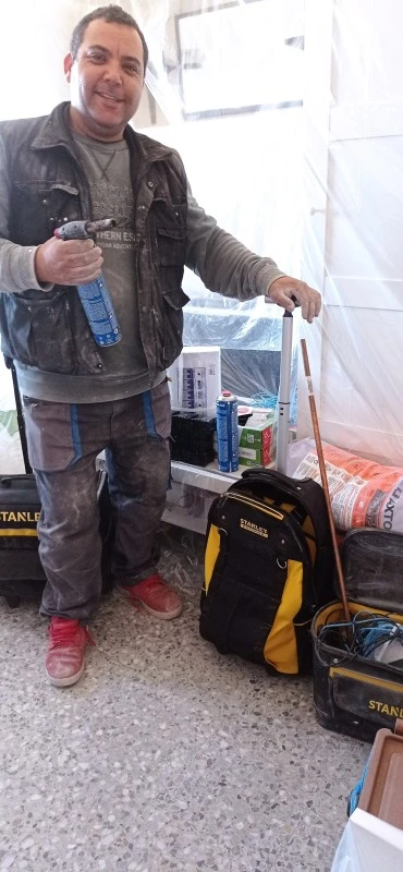Fontanero,electricista,pintor, reformas, lampista