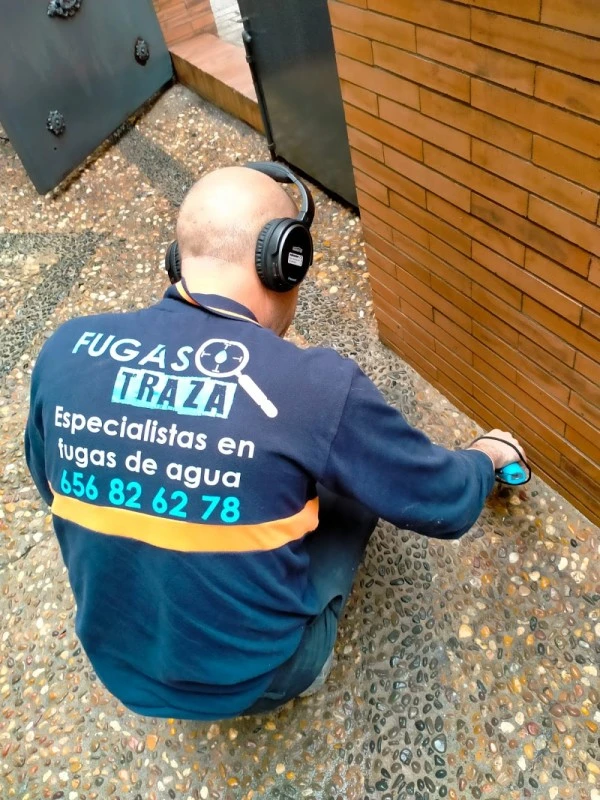 Fugastraza Fugas de agua.