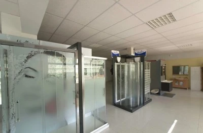 Florentino Moreno García. Fontanería y calefacción.