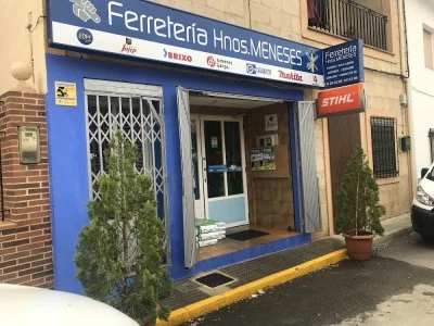 Hermanos Meneses