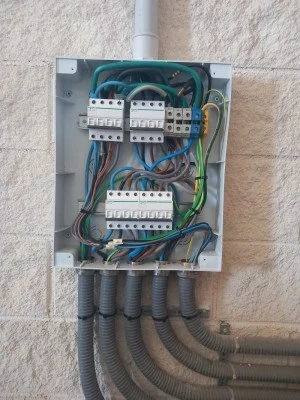 Instalaciones y Montajes Fuente Palmera, S.L.