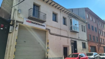 Olot Instal·lacions