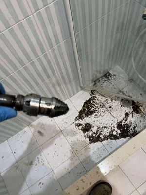 Rohogar Desatascos fontanería y localización de fugas de agua con gas traza