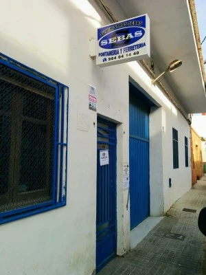 Suministros Sebas, Fontanería y Ferretería